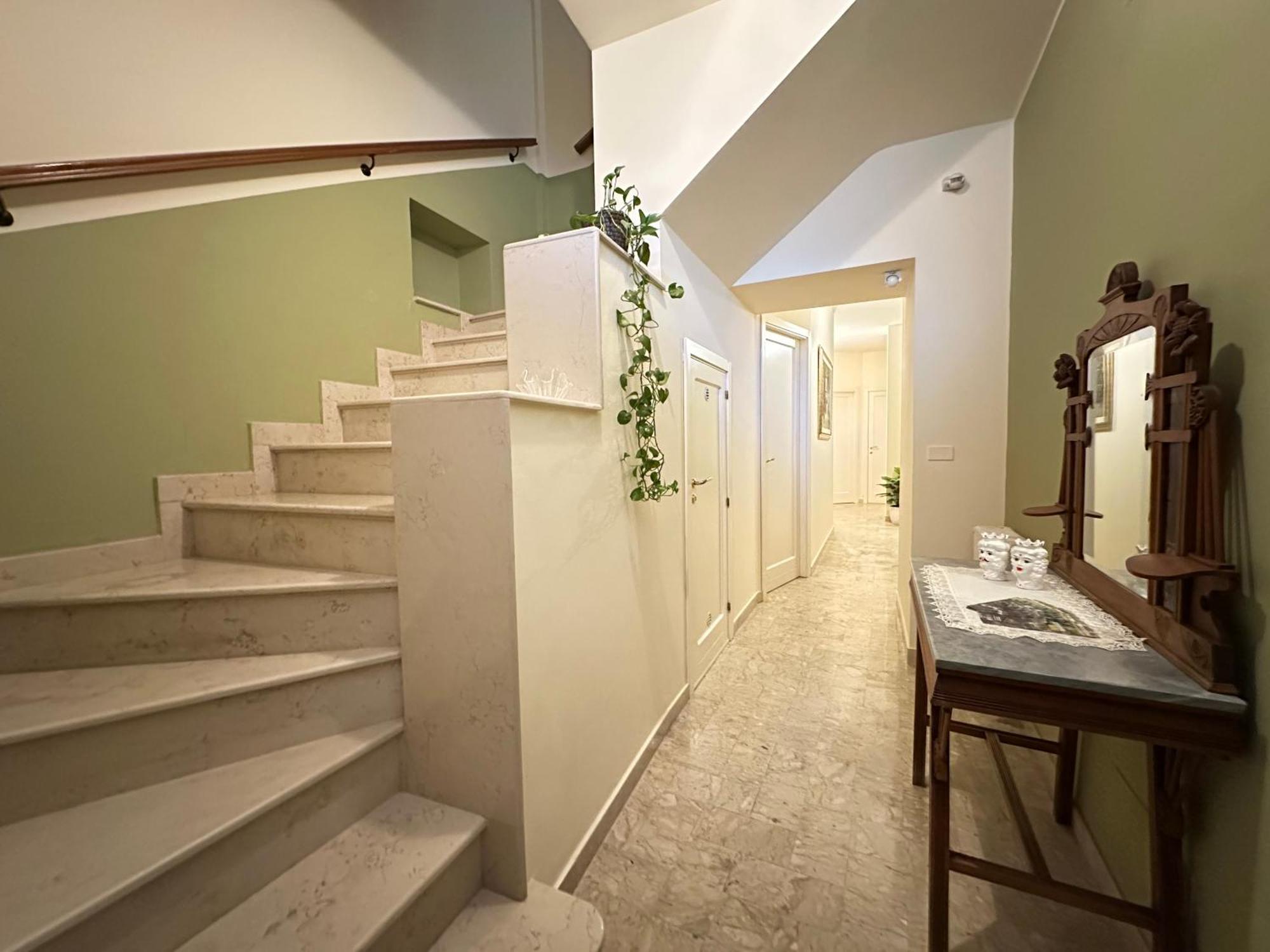 קיארמונטה גולפי Historic B&B Apartments Home מראה חיצוני תמונה