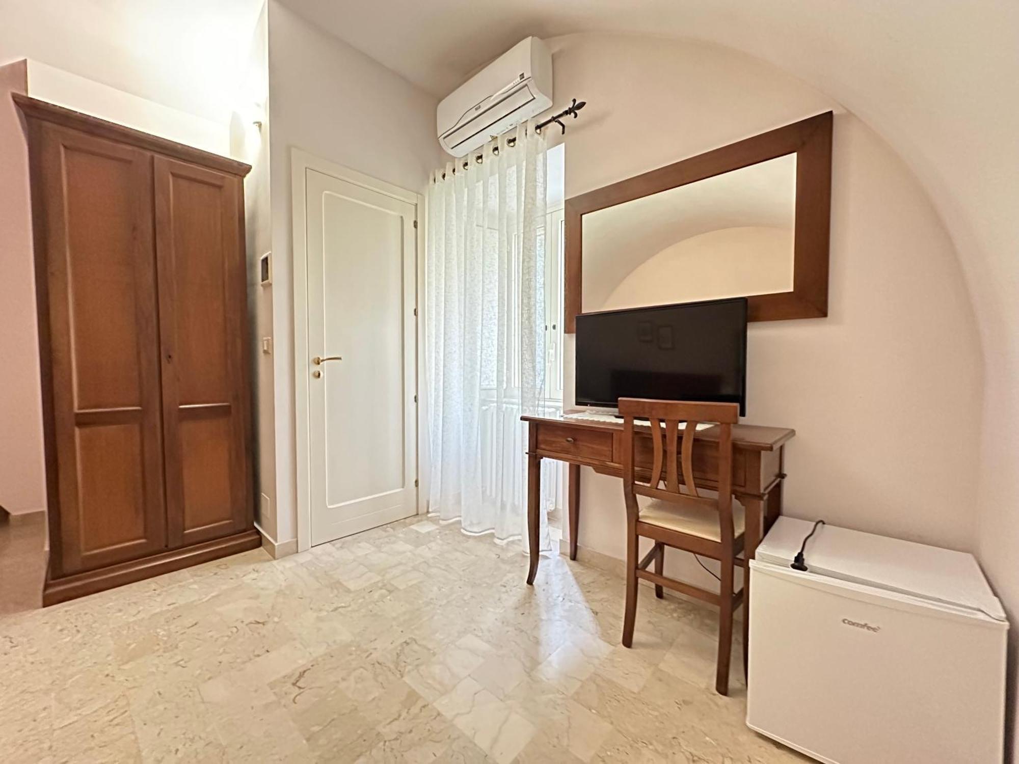 קיארמונטה גולפי Historic B&B Apartments Home מראה חיצוני תמונה
