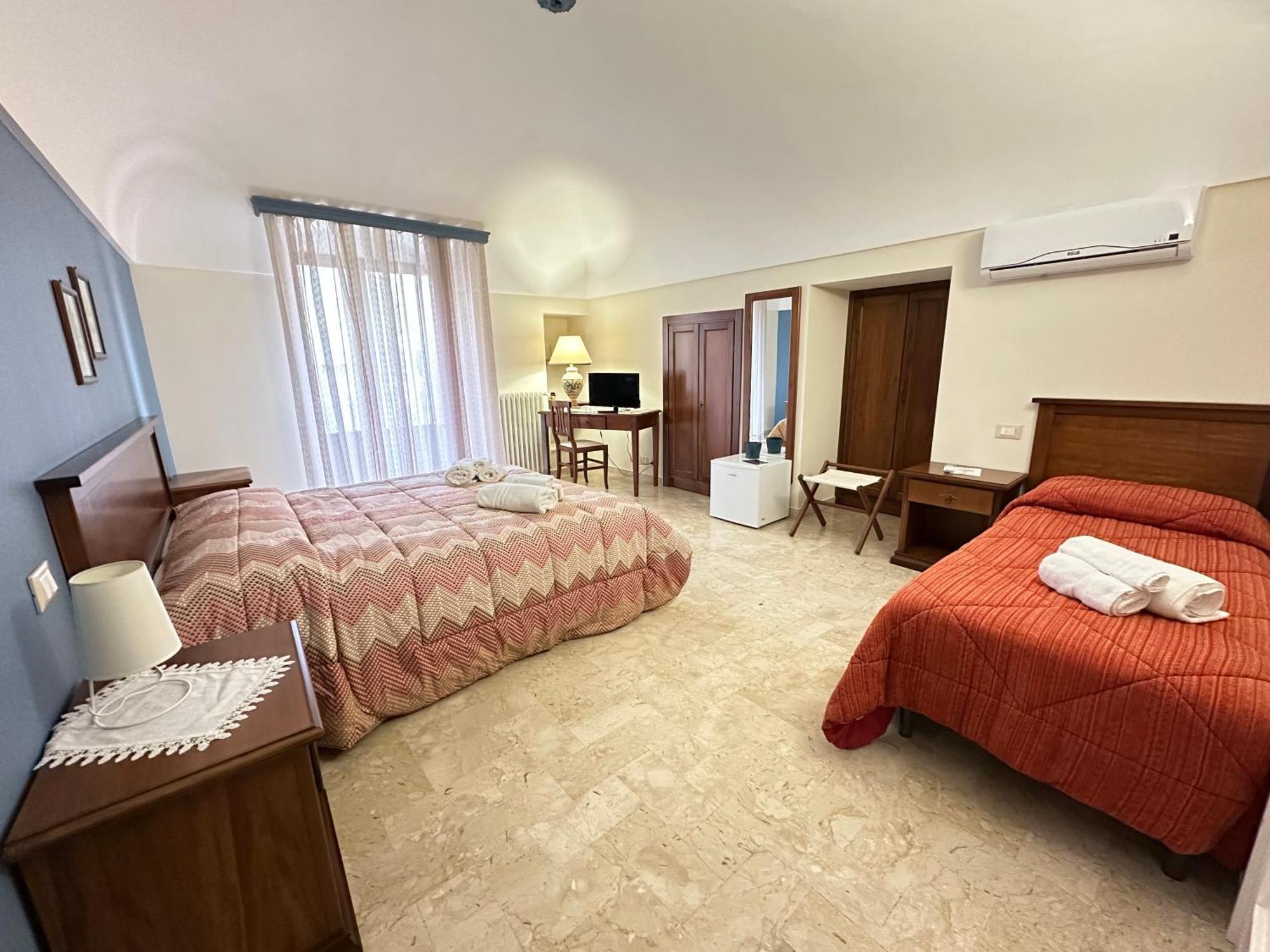 קיארמונטה גולפי Historic B&B Apartments Home מראה חיצוני תמונה